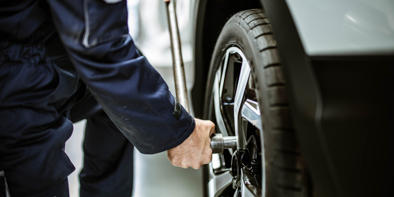 Three Telltale Signs You Need a Tire Change