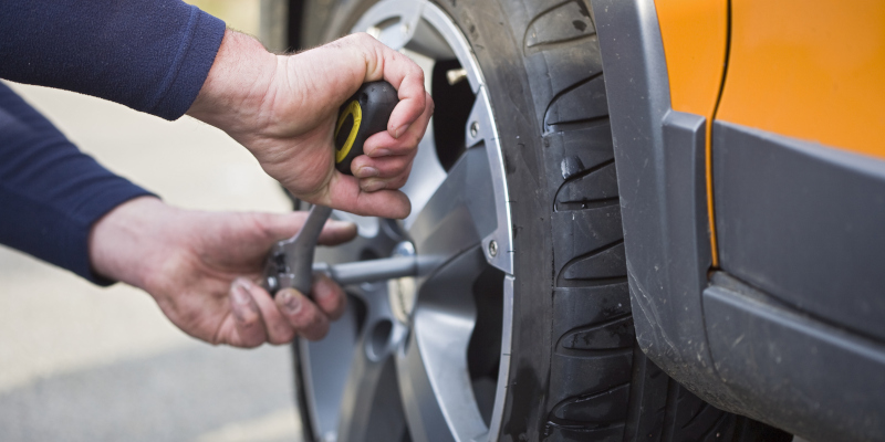 Why Mobile Tire Services Are a Good Idea